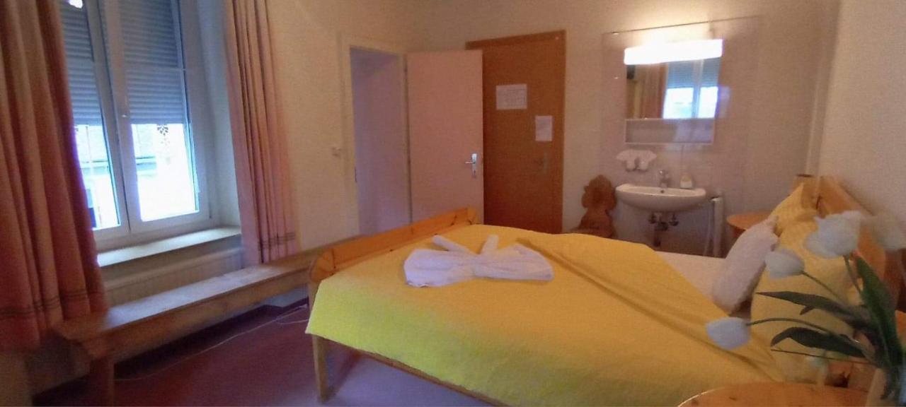 Garni Fluela Susch Hotel Buitenkant foto