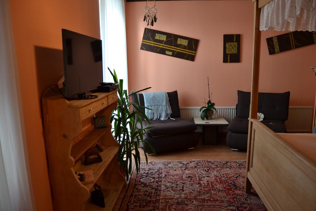Garni Fluela Susch Hotel Kamer foto